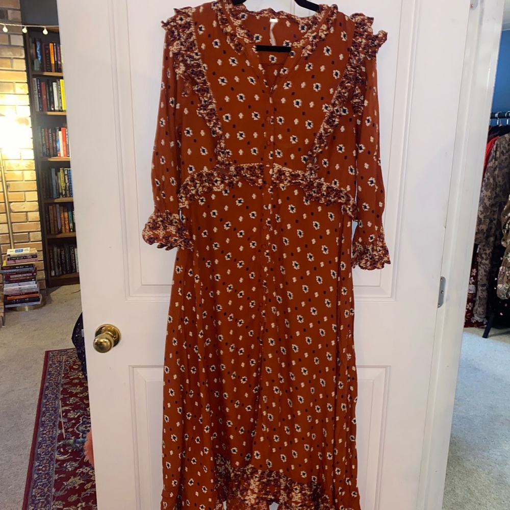 Free People Ruffled Midi Dress – Rust Floral – Size M (New Without Tags)